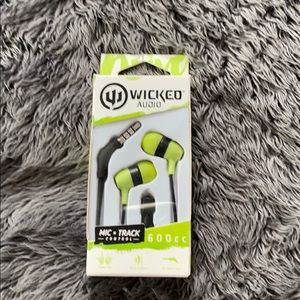 Wicked Audio Ear Phones - green